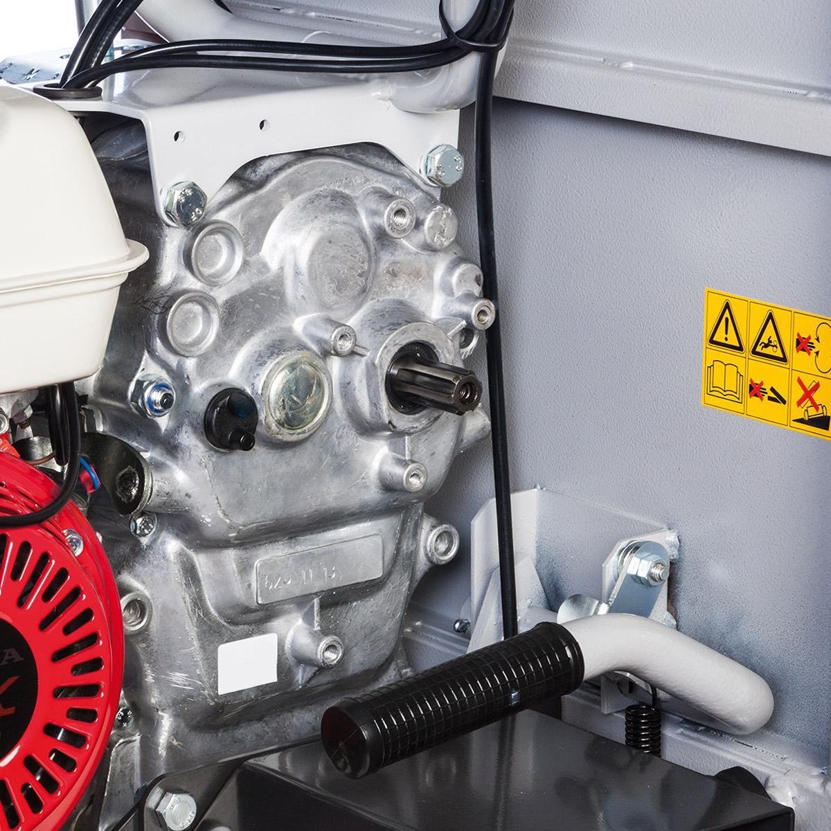 Professional transporters BTR 550_2 | Bertolini